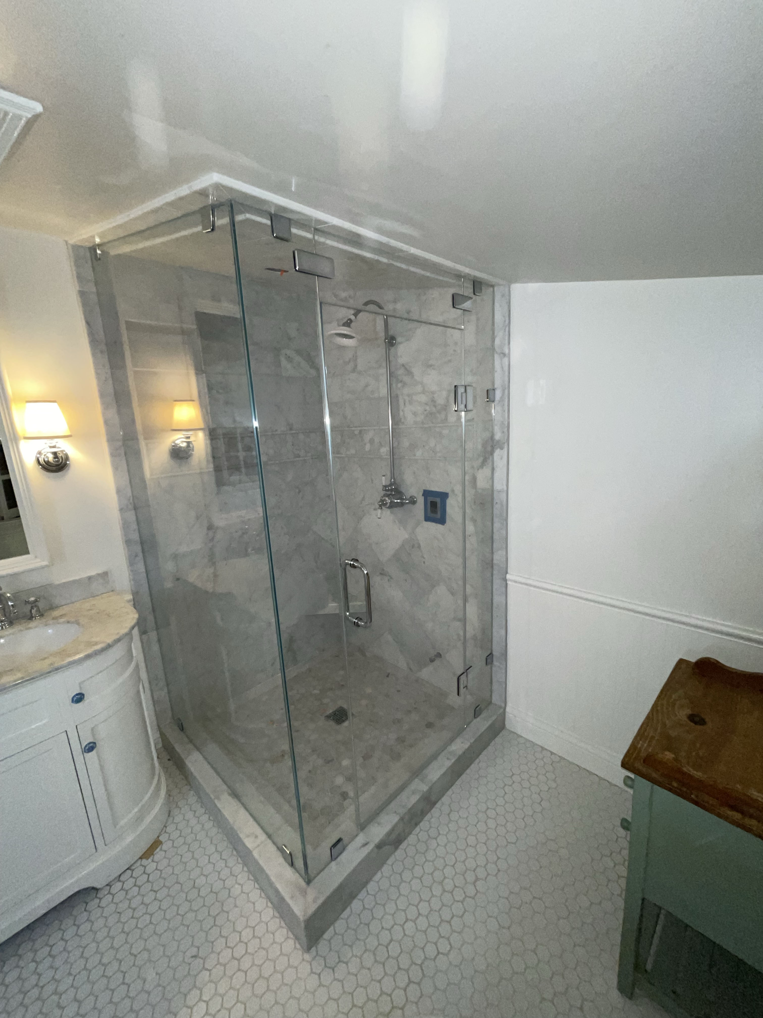 Glass feature detail